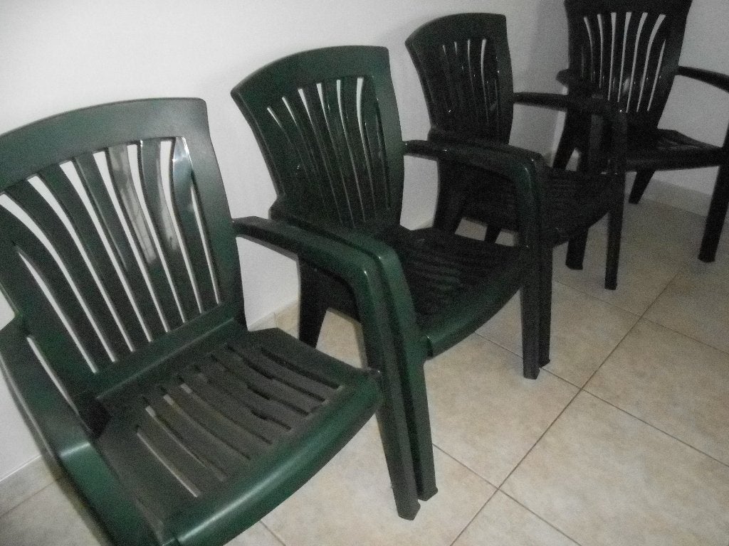 4 tuinstoelen in pvc groen totaalprijs 30 euro, Ophalen, Zo goed als nieuw, Plastic