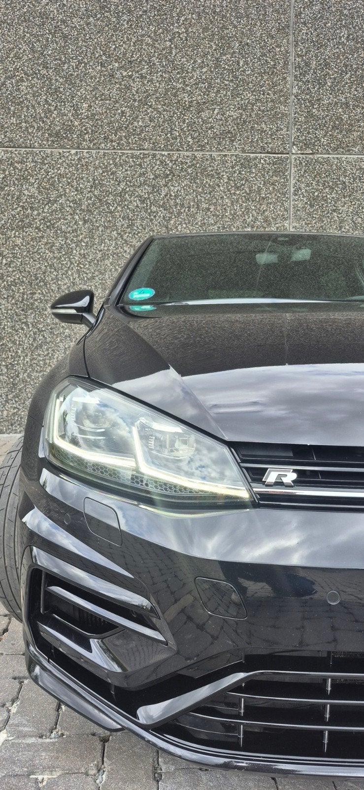VW Golf 7.5 R 4Motion *OPTIONS COMPLÈTES*, Autos, Achat, Euro 6, Entreprise, Entretenue par le concessionnaire