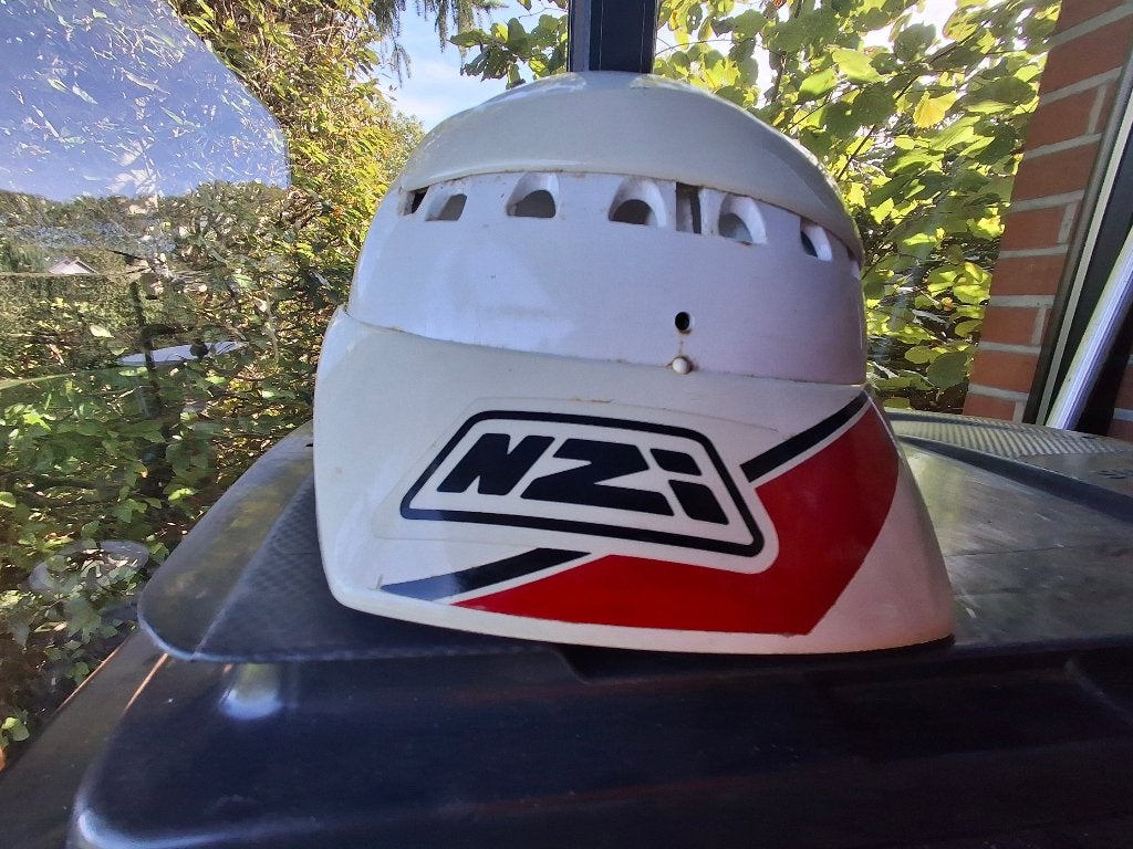 Casque nazi, Enlèvement, Utilisé, L