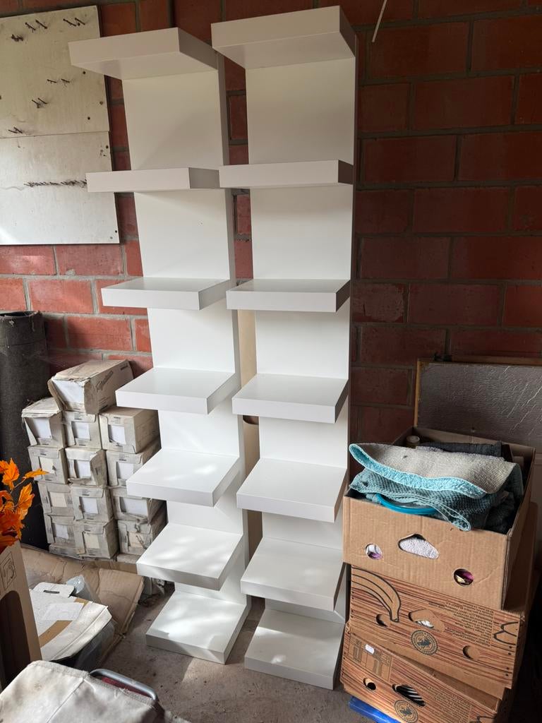 2 wandplanken ikea, Huis en Inrichting, Ophalen, Zo goed als nieuw