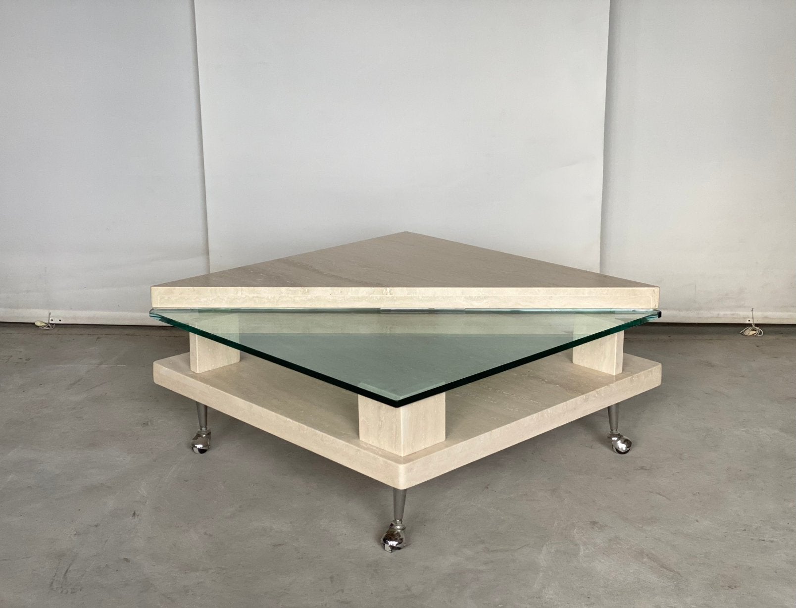 Vintage travertine coffeetable, Enlèvement