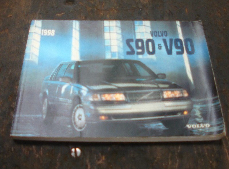MANUEL UTILISATEUR NOTICE Volvo 960 I Estate, Info@volvocars.com, Volvo Car Germany GmbH, Siegburger Straße 229
50679  Köln, DE