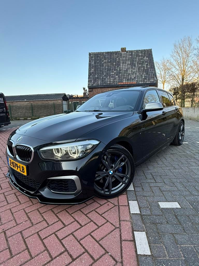 BMW M140i LCI2 RWD shadowline open dak H&K alcantara, Autos, Achat, Euro 6, Alcantara, Automatique