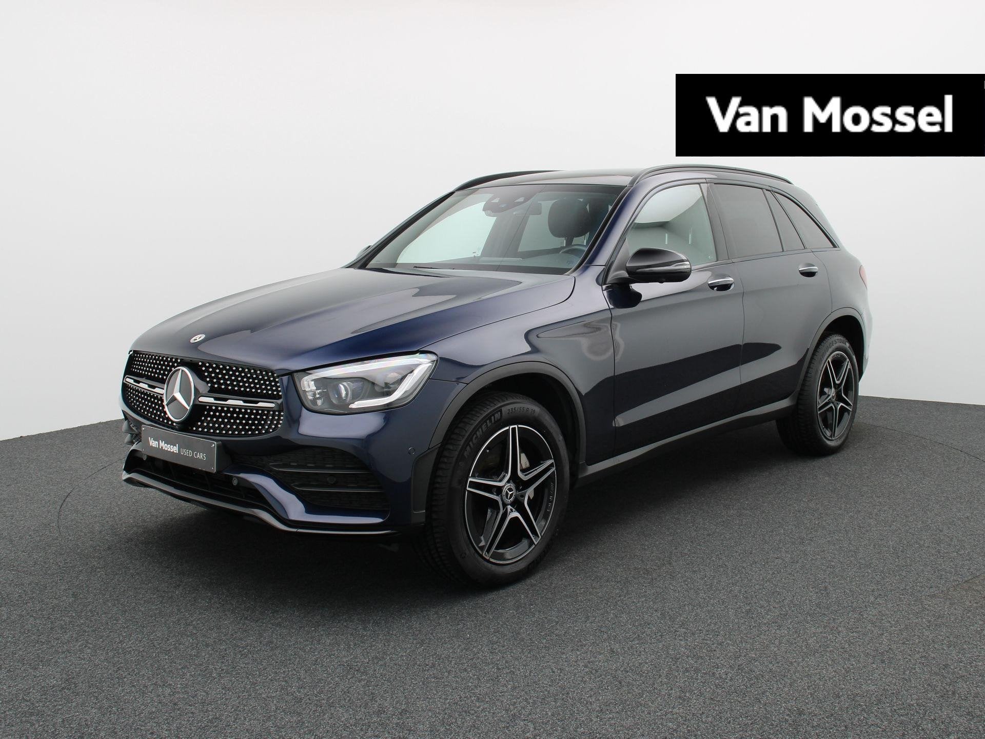 Mercedes-Benz GLC 300e SUV AMG LINE + PANO DAK + BURMESTER +, Auto's, Automaat, Dealer onderhouden, Gebruikt, 4 cilinders