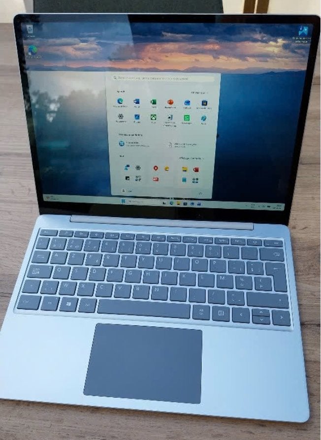 Microsoft Surface Laptop Go 1 - I5 - 8 GB - 256 GB, Ophalen, 256 GB, 2 tot 3 Ghz, 8 GB