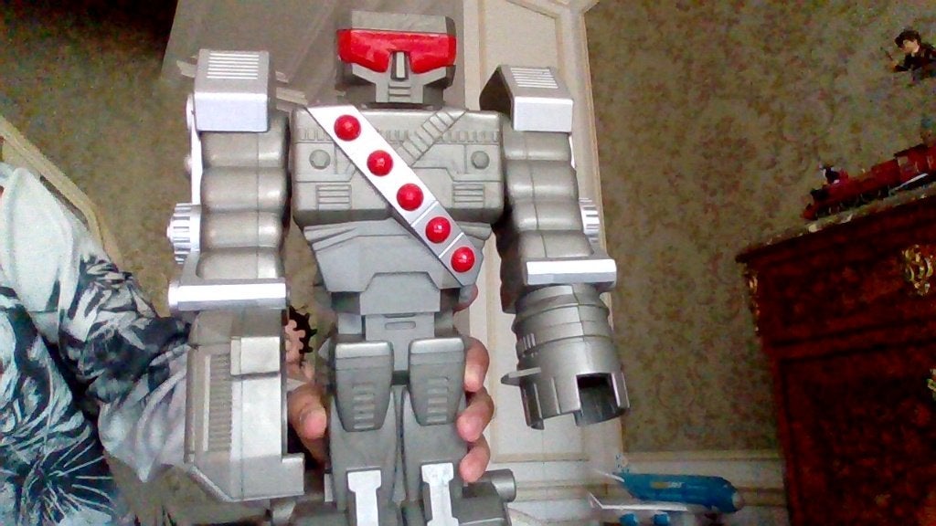 Ancien robot a pompe (bron 1984) made in hong kong, Ophalen