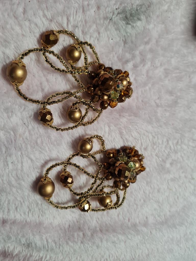Boucle d oreilles offerte acheter chez Mimi pinsons en 1988, Enlèvement