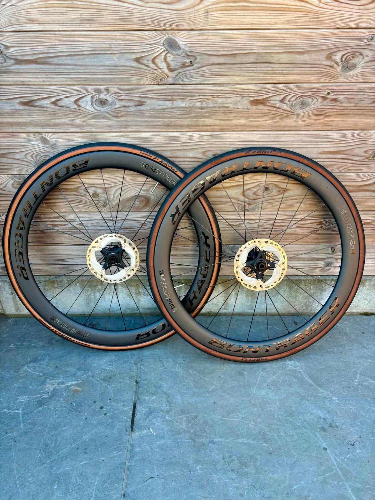 Bontrager aeolus pro 5 Carbon wielen, Fietsen en Brommers, Ophalen, Zo goed als nieuw