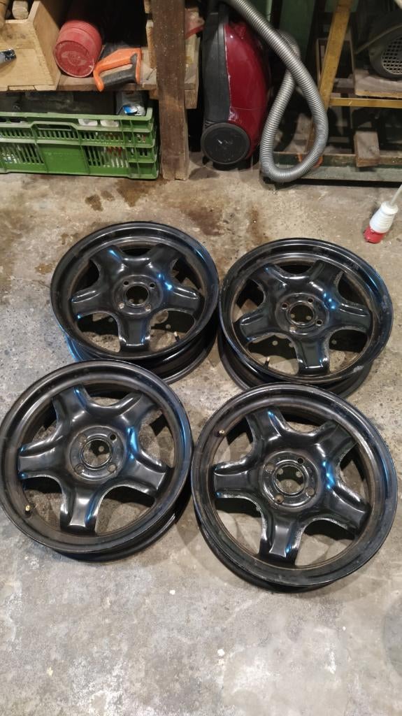 16 Renault 4x100 stalen velgen, Auto-onderdelen, Banden en Velgen, Velg(en), 16 inch, Overige, Overige, Personenwagen, Gebruikt