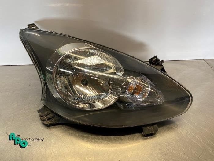 Phare droit d'un Toyota Aygo (Aygo 05-), Autos : Pièces & Accessoires, -, 3 mois de garantie, Toyota, Utilisé