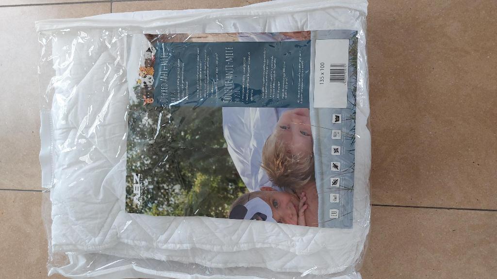 Dekbed voor babybedje, Enlèvement, Comme neuf, Lit