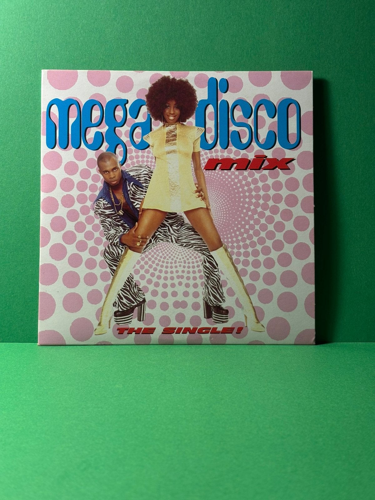 Mega disco mix - the single!, CD & DVD, CD | Dance & House, Envoi, Comme neuf, Disco, Single