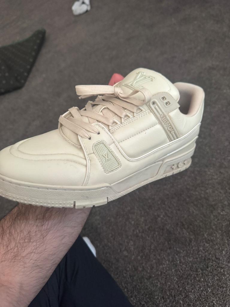 Louis Vuitton Sneakers, Vêtements | Hommes, Chaussures, Enlèvement ou Envoi, Autres couleurs, Porté, Louis Vuitton
