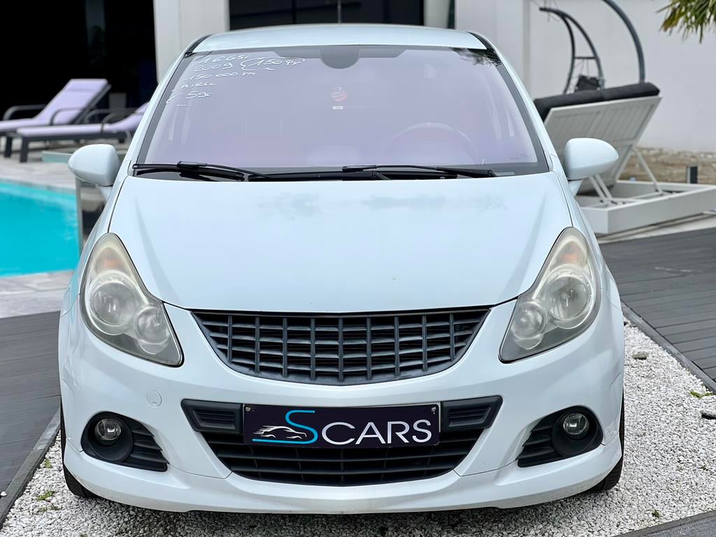 Opel corsa 1.6 Gsi ** 150 pk ** 150.000 km **, Auto's, Voorwielaandrijving, 110 kW, 4 cilinders, 1600 cc