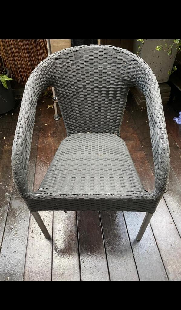 Chaise de jardin, Enlèvement