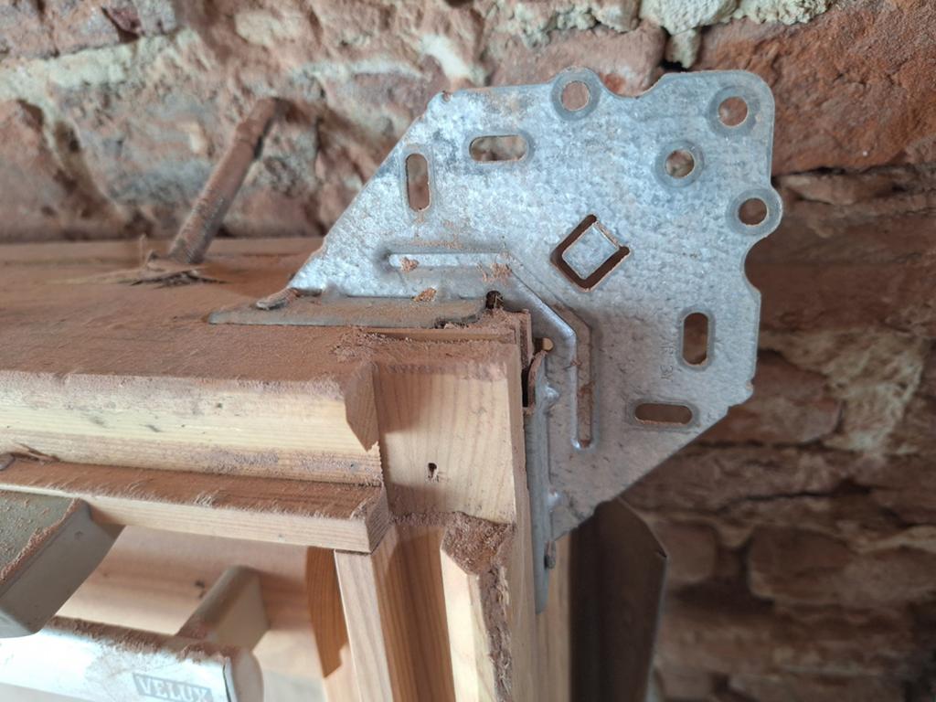 Velux dakraam, Doe-het-zelf en Bouw, Ophalen