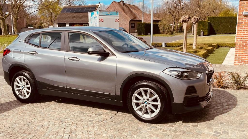BMW X2 sDrive18i -Mei 2022 - 57.000 km, Autos, BMW, 100 kW, Carnet d'entretien, Phares entièrement LED, Noir