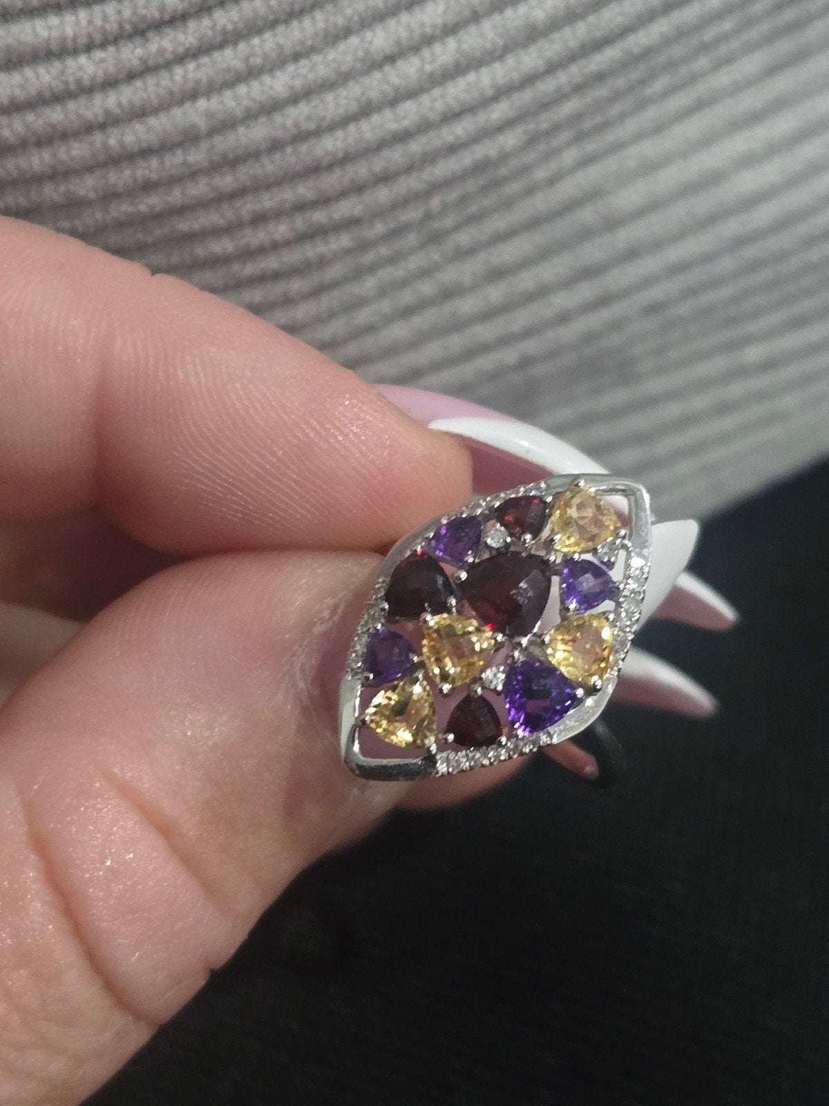 ring witgoud 14 karaat met diamanten kleurstenen, Handtassen en Accessoires, Ophalen