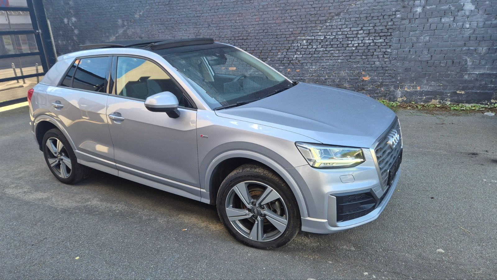 Audi Q2 S line quattro — 2020 — 2.0 TDI 150 ch, Autos, Cuir, Argent ou Gris, Achat, 700 kg