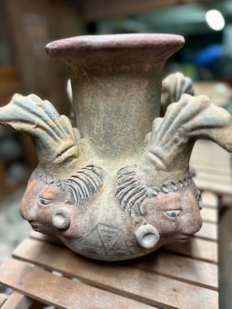 Beschilderde terracotta vaas in precolumbiaanse stijl, Ophalen, Gebruikt, Overige kleuren, Aardewerk of Porselein