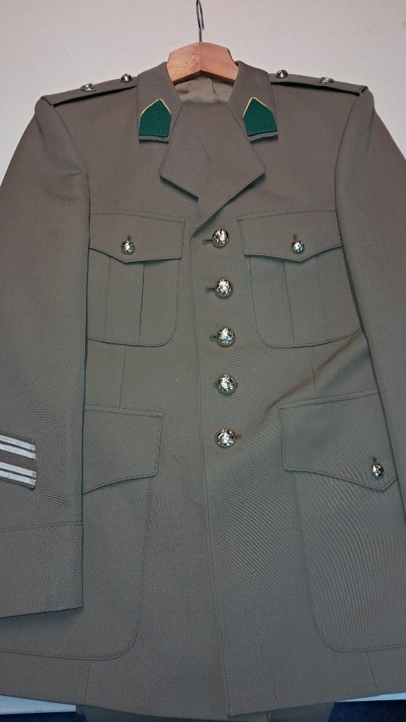 BELGIQUE - ABL - UNIFORME CHASSEUR A PIED - 1989, Collections, Enlèvement ou Envoi, Armée de terre, Vêtements ou Chaussures
