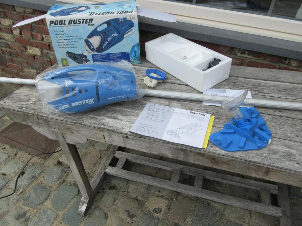Aspirateur de piscine POOL BUSTER Max Water Tech cleaner, Enlèvement
