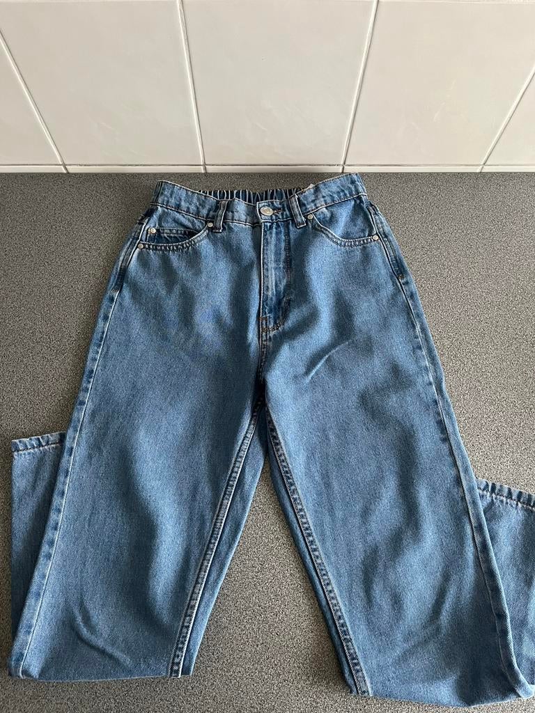 Jeans mom fit JBC - maat 152, Enfants & Bébés, Vêtements enfant | Taille 152, Enlèvement ou Envoi, JBC, Fille, Pantalon