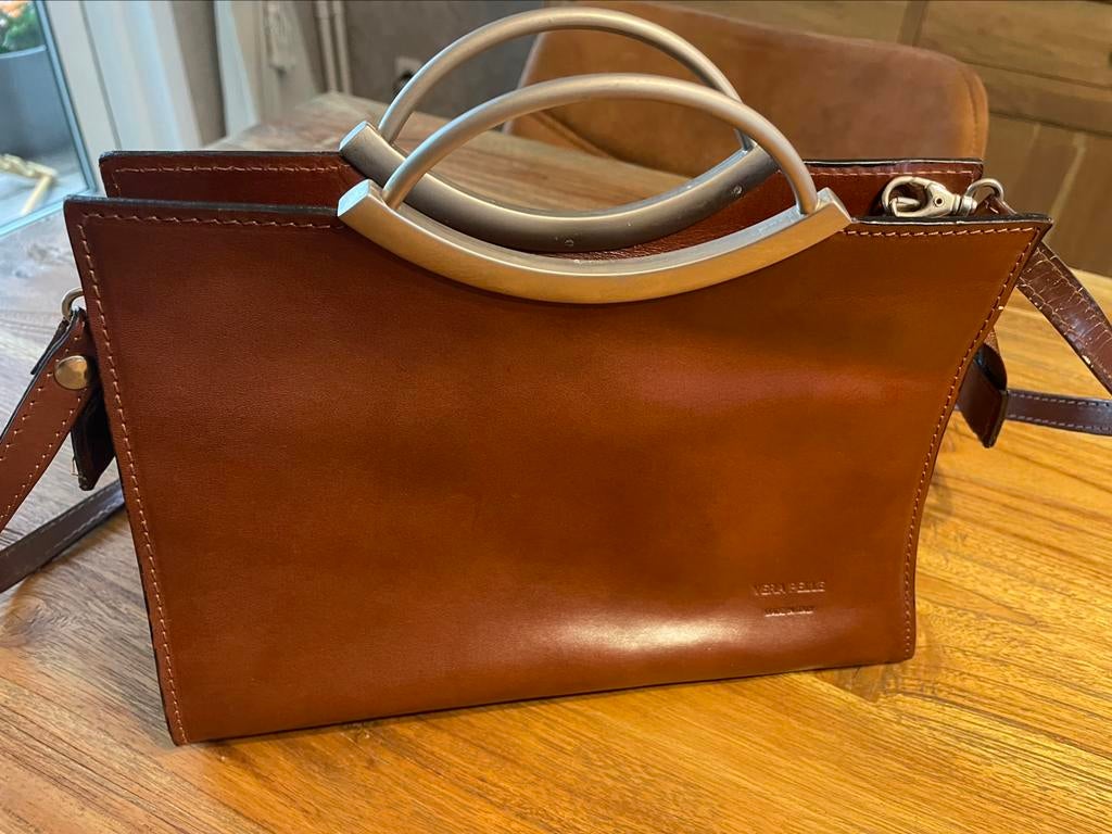 Handige mooie kleine handtas van Vera pelle (Italy), Handtassen en Accessoires, Tassen | Damestassen, Ophalen of Verzenden, Zo goed als nieuw