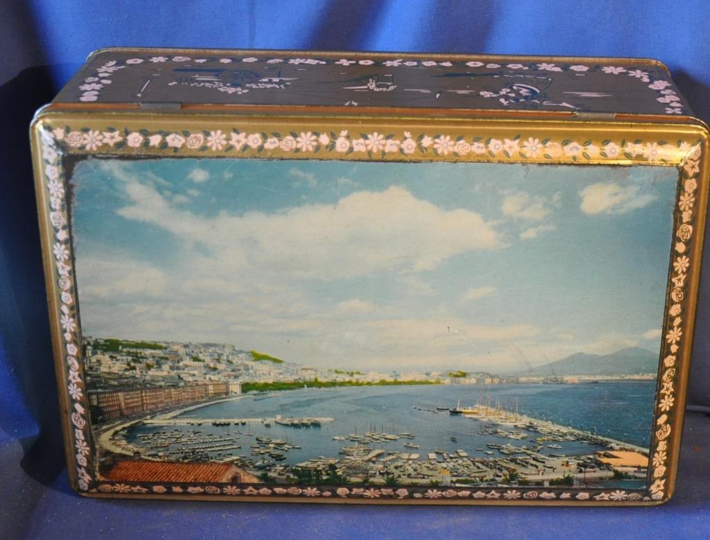 boite en fer décor méditerranéen marque demaret, Collections, Enlèvement ou Envoi, Utilisé, Biscuits, Autres marques