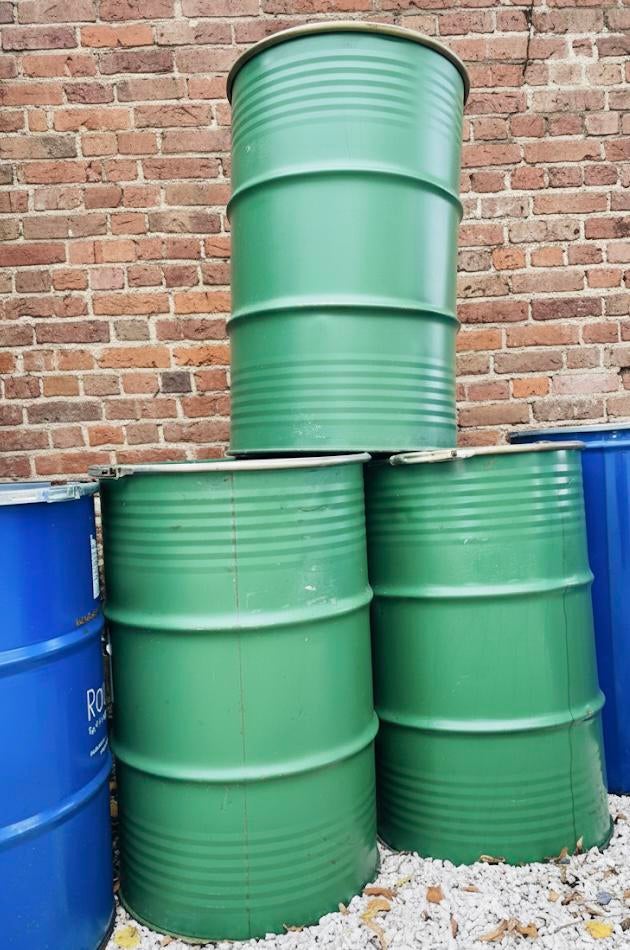 Metalen vat 220 of 240 liter (deksel+omsnoering) 100% SCHOON, Ophalen of Verzenden, Zo goed als nieuw, Metaal, Met kraantje