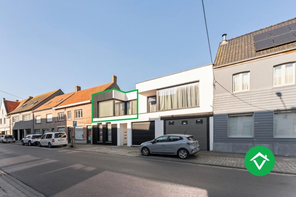 Appartement met autostandplaats te Leke, Immo, Leke, 100 m², 37 kWh/m²/jaar, 2 kamers