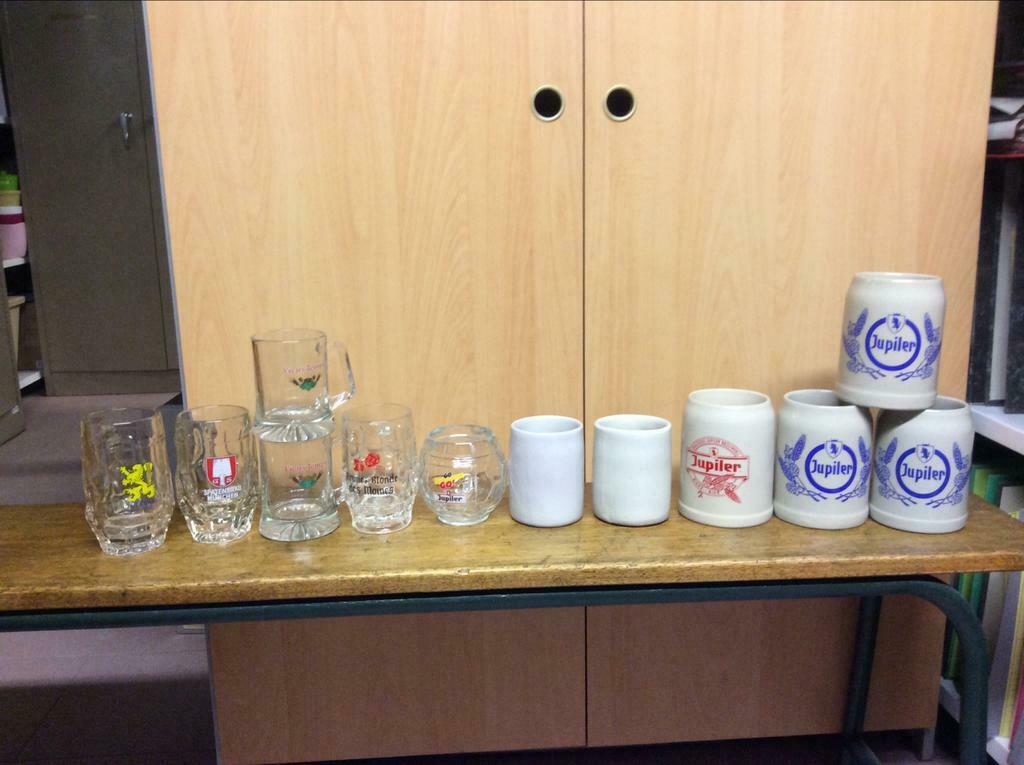 Lot chopes  Maredsous Vieux Temps Spatenbrau lowenbra, Utilisé, Chope(s), Jupiler