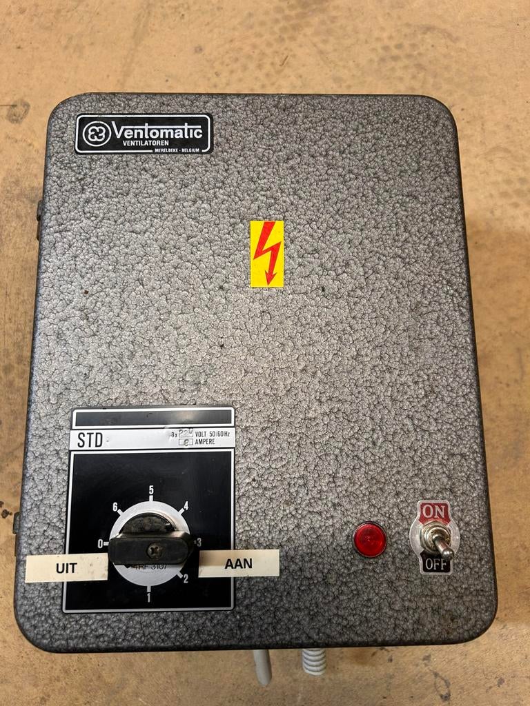 Ventomatic dampkap snelheidsregelaar 220v 8A, Ophalen