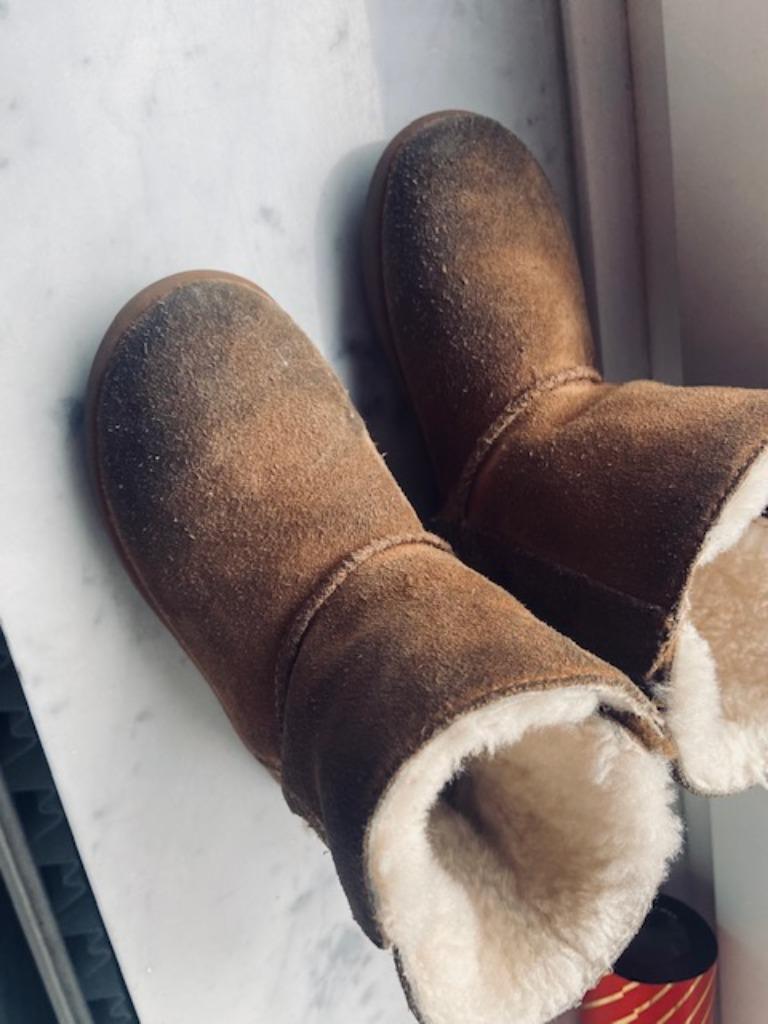 Ugg Uggs kinderlaarzen maat 26, UGG, Bruin, Lage of Enkellaarzen, Ophalen of Verzenden