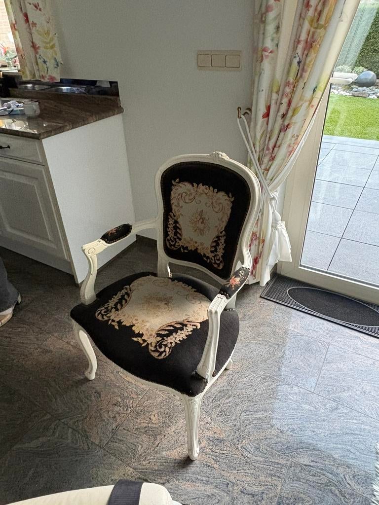 Mooie oude stoel, Huis en Inrichting, Ophalen, Zo goed als nieuw