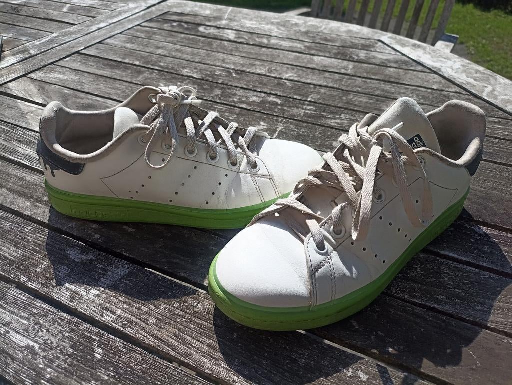Baskets Adidas Stan Smith blanches pointure 37 1/3, Enfants & Bébés, Adidas, Garçon ou Fille, Enlèvement ou Envoi, Utilisé