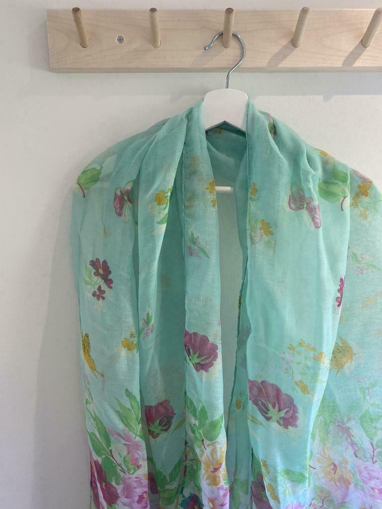 Foulard imprimé fleuri coloré, Merkloos, Enlèvement ou Envoi, Comme neuf, Écharpe