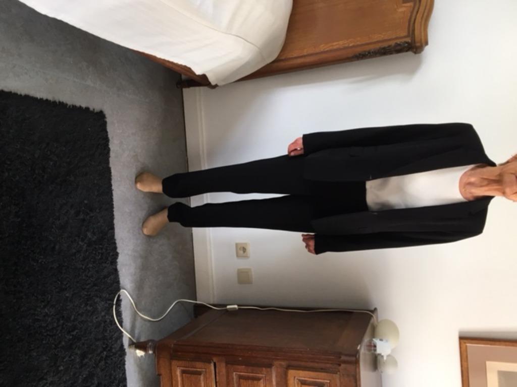 zwart broekpak Caroll in crepe maat 42, Kleding | Dames, Ophalen, Kostuum of Pak, Caroll, Zwart