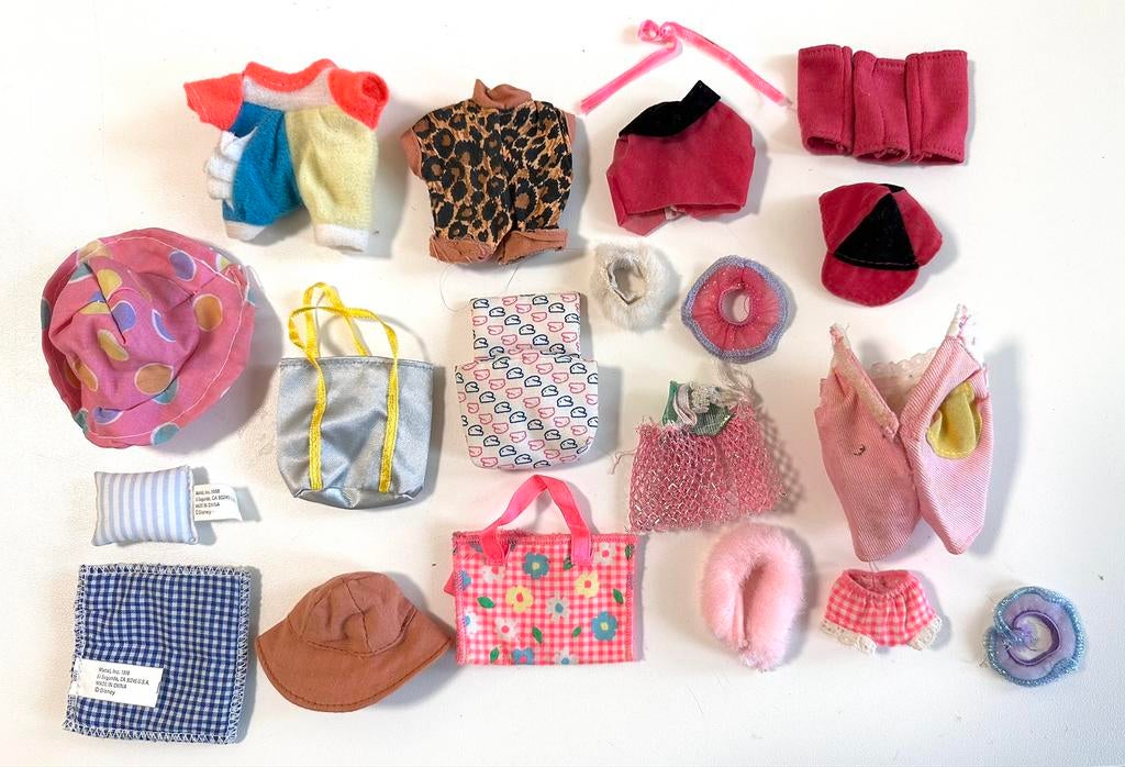 Lot de 19 accessoires pour poupées Barbie, Collections, Utilisé