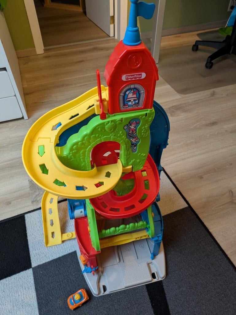 Racebaan Fisher price, 2 standen, 1 auto, Ophalen, Racebaan