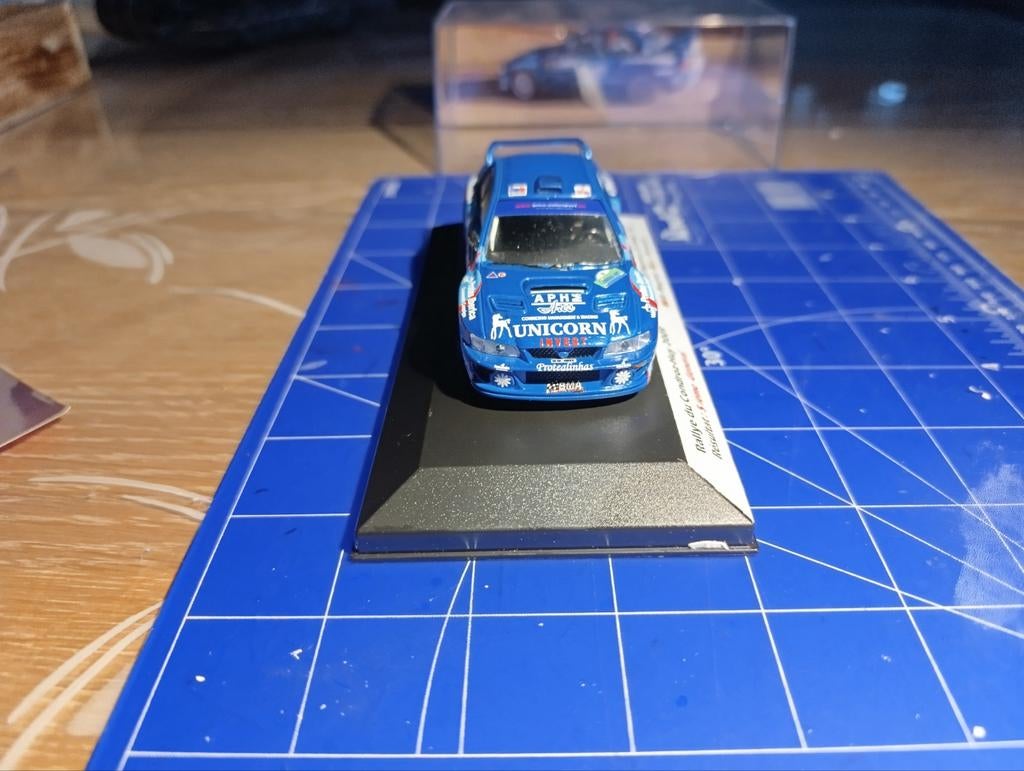 Subaru impreza S5 WRC 99 1/43. Condroz 2009. D. Bruyneel, Ophalen of Verzenden, 1:32 tot 1:50