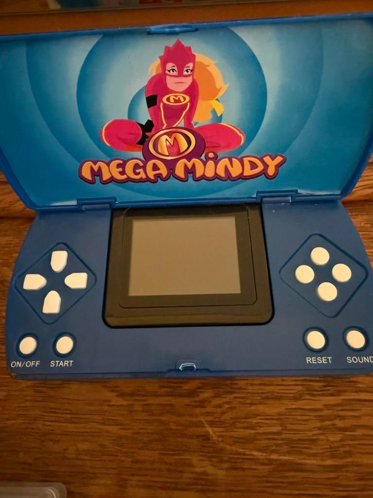 Mega Mindy, Games en Spelcomputers, Ophalen of Verzenden, Zo goed als nieuw, Blauw