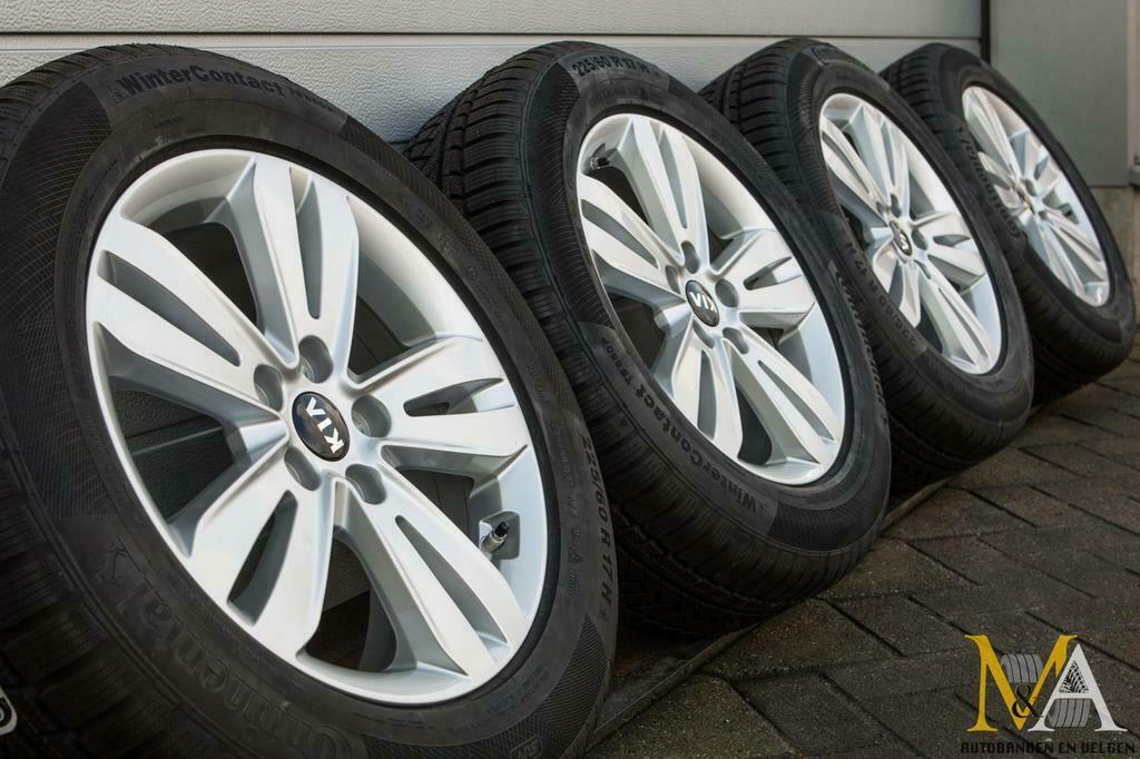 17 INCH ORIGINELE KIA SPORTAGE WINTERBANDEN WINTERSET, Auto-onderdelen, Banden en Velgen, Banden en Velgen, Zomerbanden, 17 inch