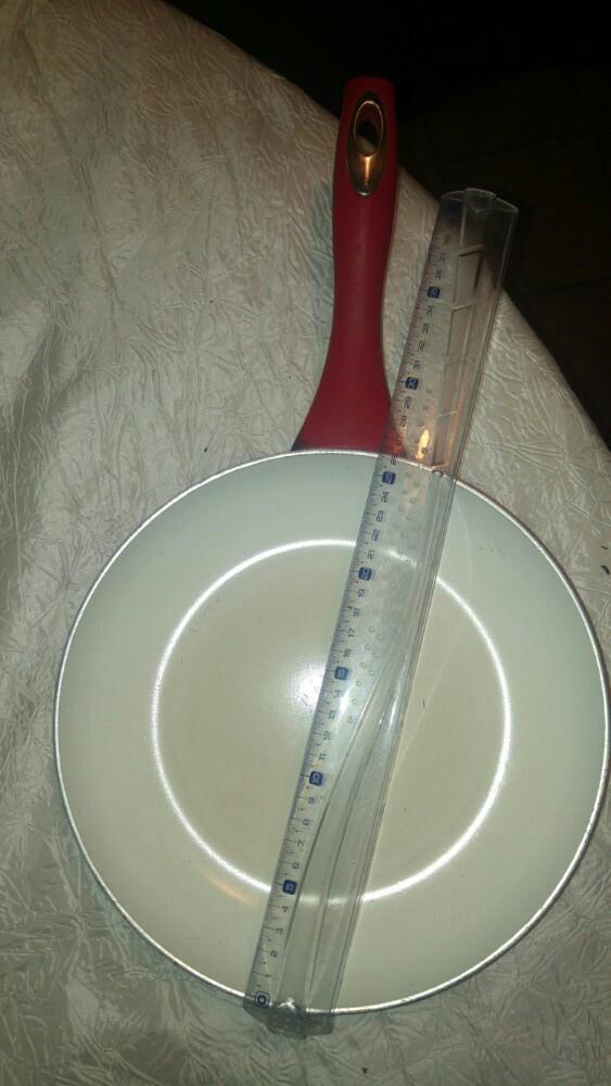 Poêle rouge blanche korkmaz 26cm, Enlèvement ou Envoi, Utilisé