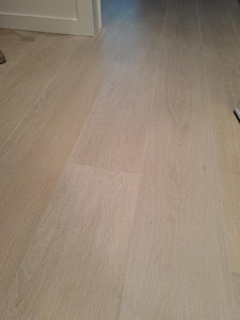 Tegels met houtlook, Bricolage & Construction, Planches & Dalles, Neuf, Dalles, Pierre ou Argile, 50 à 150 cm, 10 à 30 cm, 10 m²² ou plus
