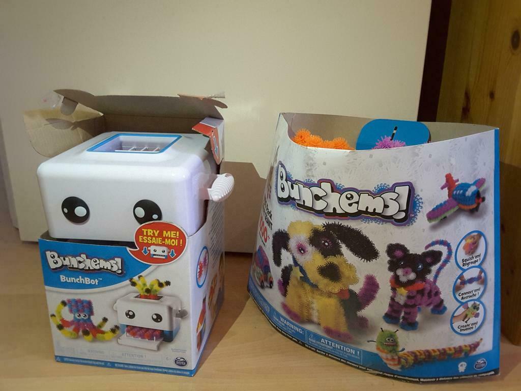 Bunchems: la machine et +/- 1000 bunchems colorés, Enlèvement, Utilisé, Bricolage