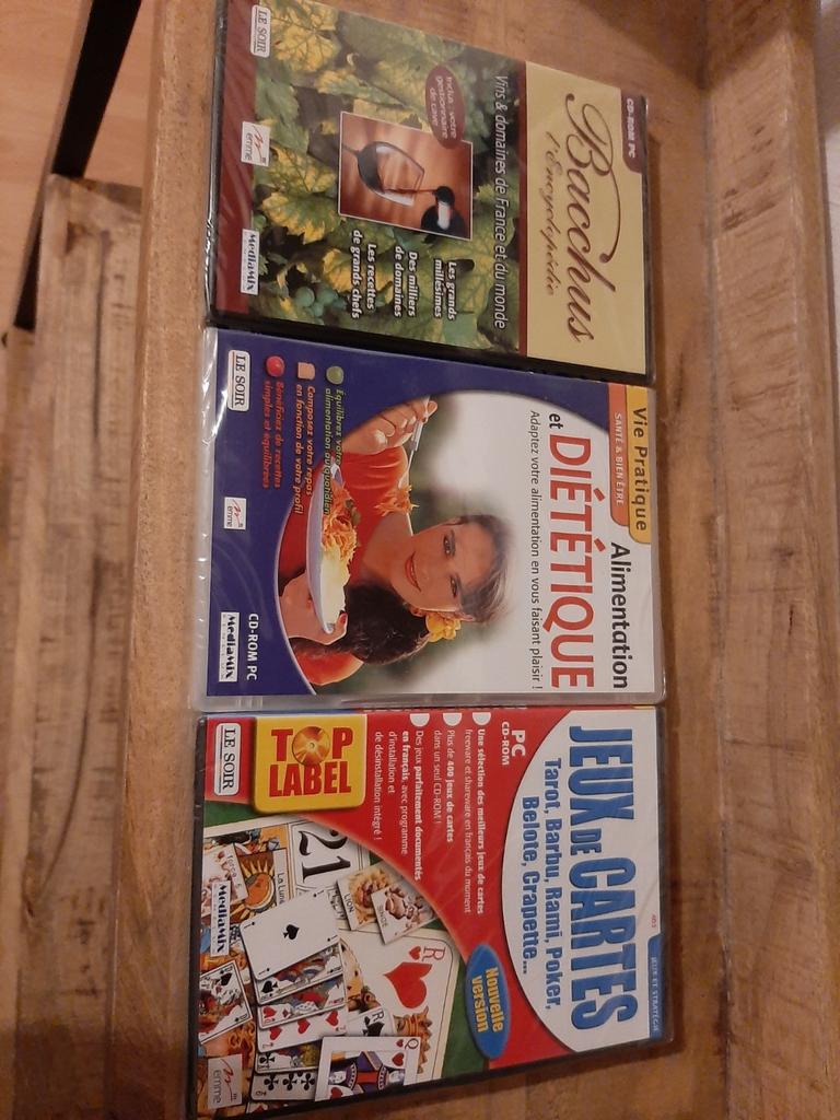 3 pc cd rom en français, sous violoncelle, Enlèvement ou Envoi, Neuf