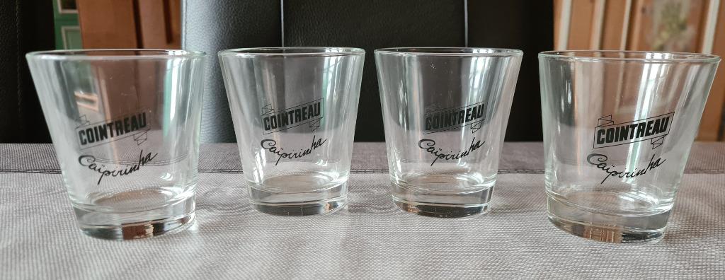 4 verres COINTREAU, Enlèvement, Comme neuf, Verres et Verres à shot