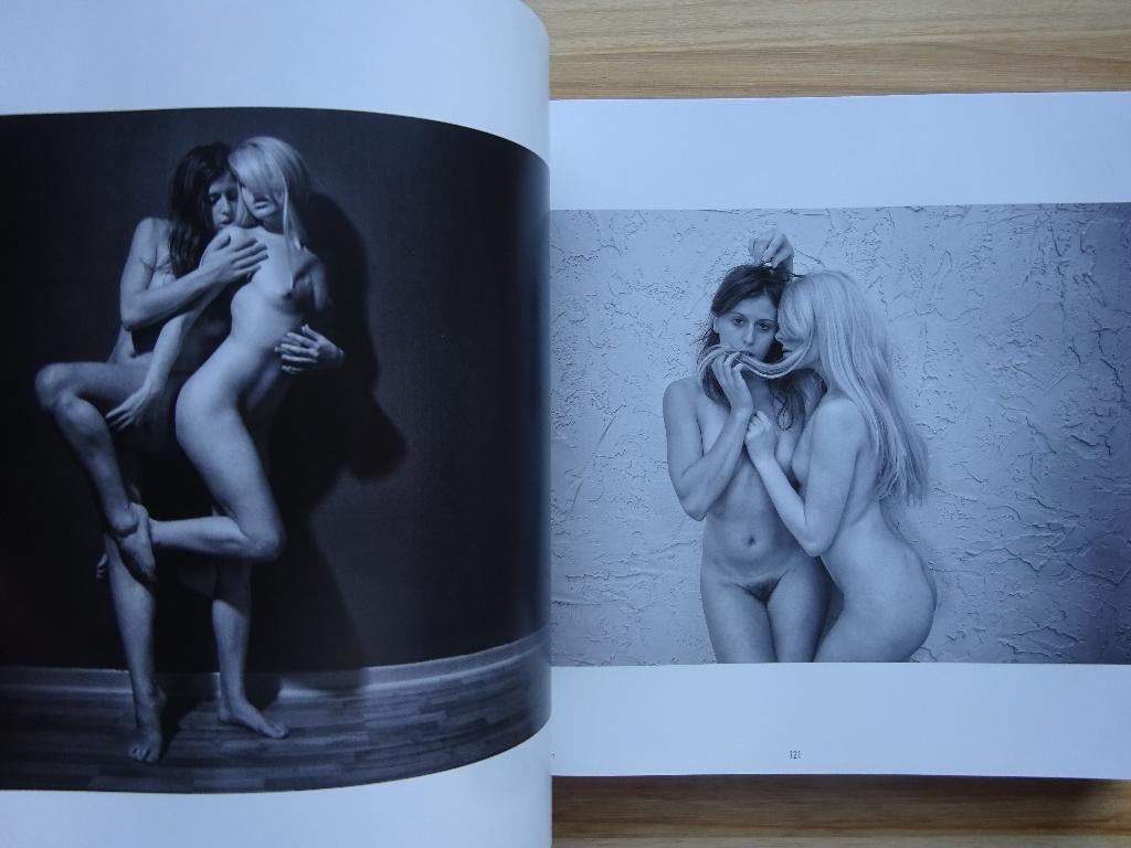 Erotica 3 - Nude in Contemporary Photography, Enlèvement ou Envoi, Neuf, Photographes