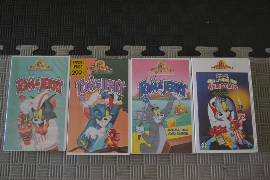 Cassettes VHS dessin animés Tom et Jerry, 4 films, Enlèvement ou Envoi, Dessin animé, Tous les âges, Comme neuf